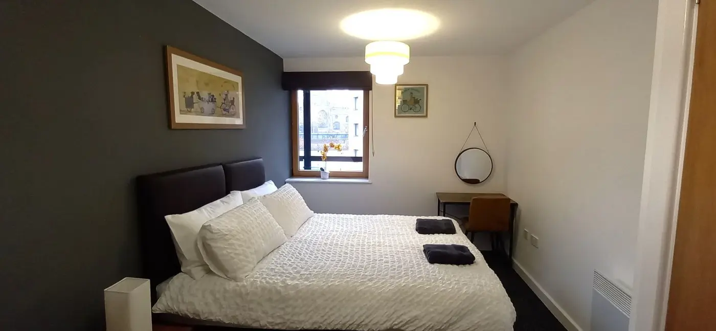 LUXURY SERVICED 2 BEDROOMS WITH 2 BATHROOMS APARTMENTS AVAILABLE
