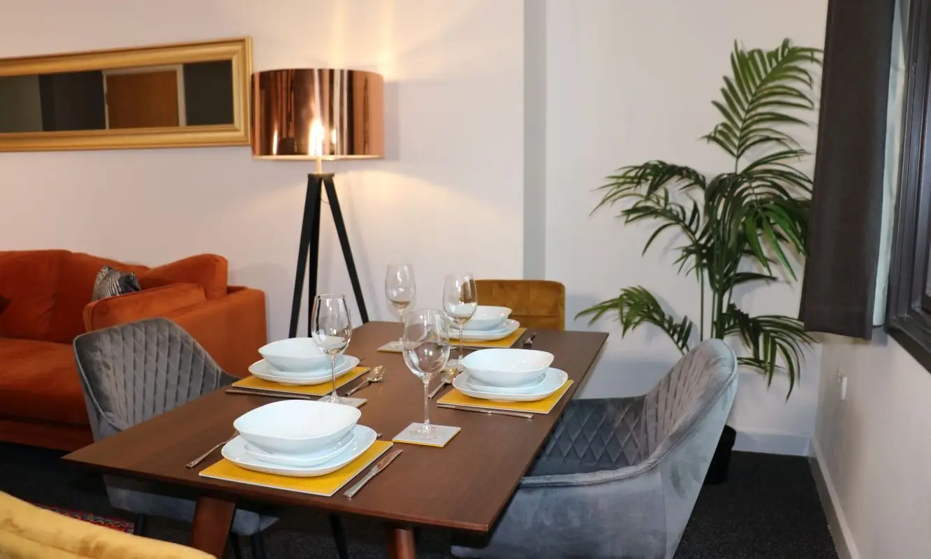LUXURY SERVICED 2 BEDROOMS WITH 2 BATHROOMS APARTMENTS AVAILABLE