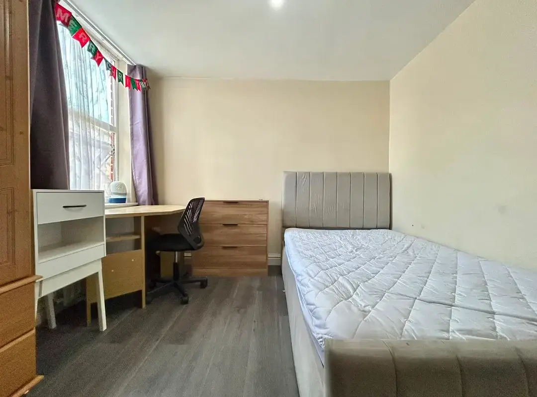 BEDROOMS AVAILABLE IN Coventry City Centre