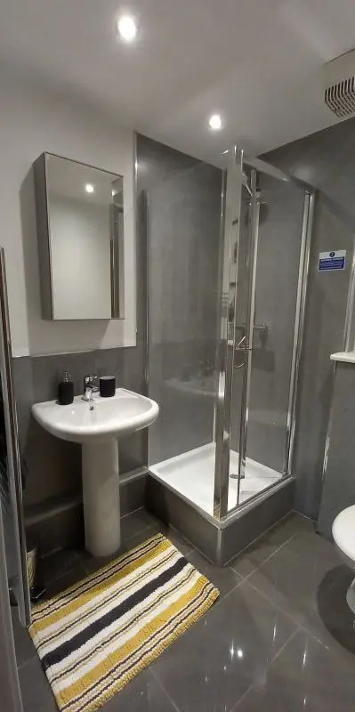 LUXURY SERVICED 2 BEDROOMS WITH 2 BATHROOMS APARTMENTS AVAILABLE