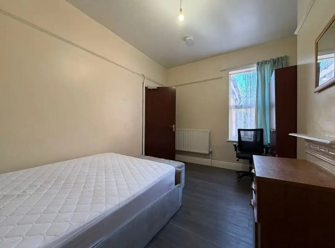 BEDROOMS AVAILABLE IN Coventry City Centre